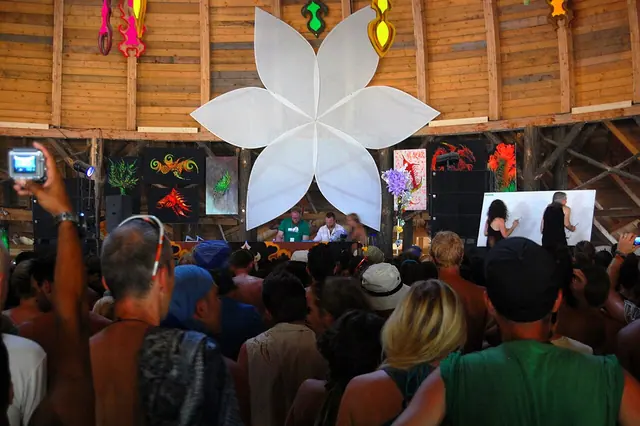 z O.Z.O.R.A. 2013